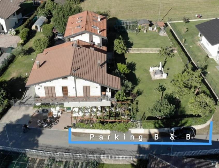 Bed & Breakfast Indi Thelar Villa Guardia Extérieur photo